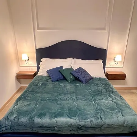 Velvet Apartment